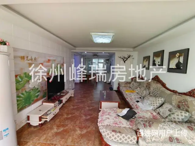 急租区政府旁 低层精装两室 家具家电齐全 带暖气 包物业费！ - 图片 2