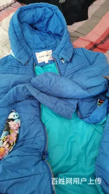 闲置衣服赠送 - 图片
