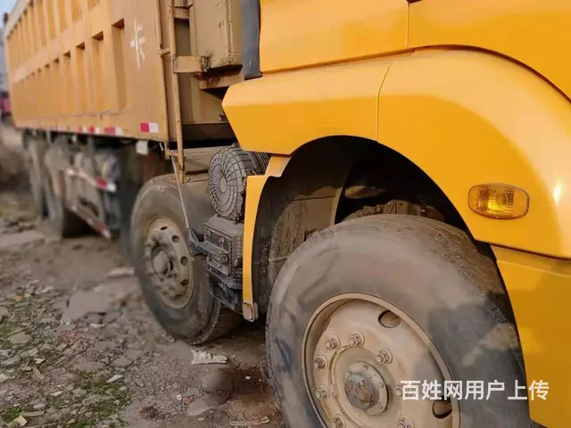 350马力德龙M3000前四后八自卸国五7米6货箱 - 图片 10