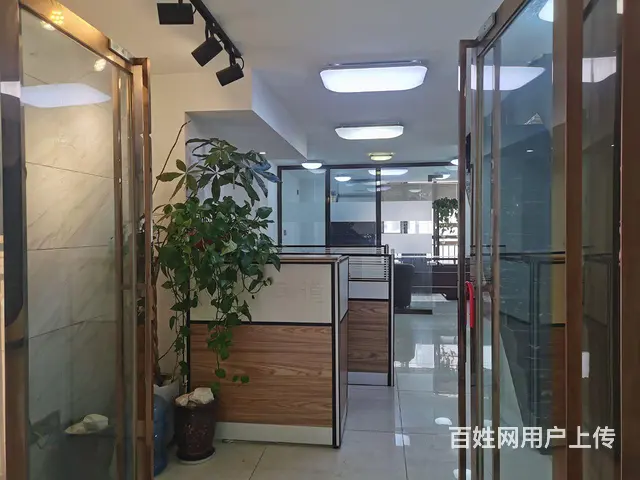 万象城附近精装办公室房东直租 - 图片 8