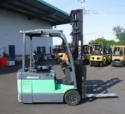 小体积二手叉车 丰田1吨二手叉车低价转让