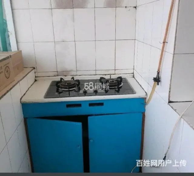 地理位置优越的双室出租，屋内设施一应俱全。 - 图片 1