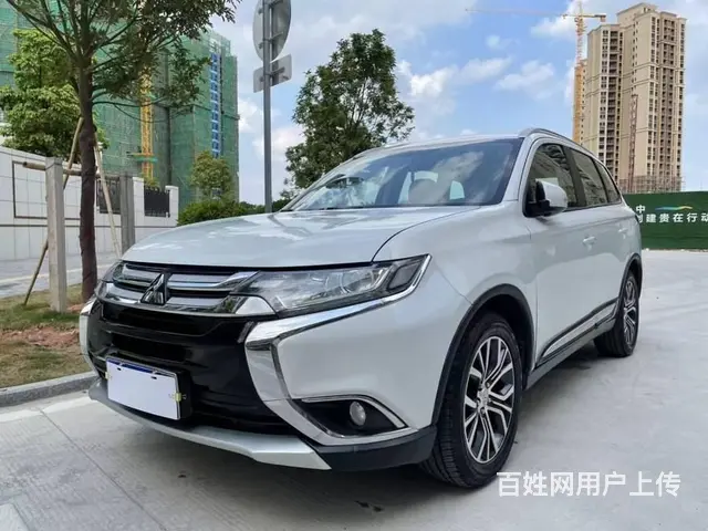三菱 欧蓝德 2018款 2.0 无级  两驱嘉乐版7座 - 图片 3