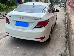 现代 瑞纳 2016款 1.4 手动 GLS 智能型