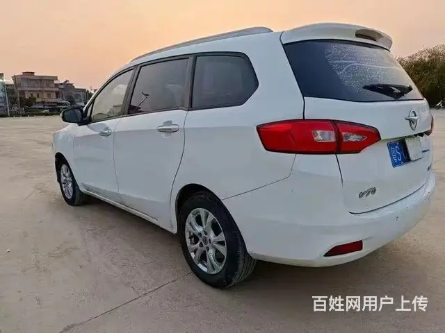 海马V70 2016款 2.0 手动 适·畅型6座 - 图片 5