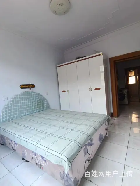 体育馆附近单元房 普通住宅 简单装修 - 图片 1