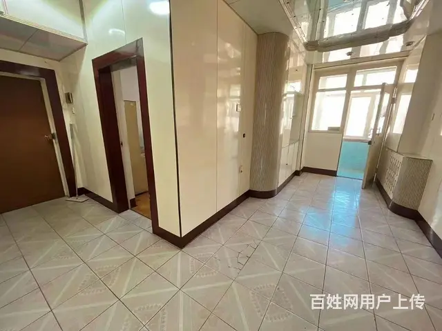东风校区房步梯6楼  零首付 三室 简单装修 - 图片 3