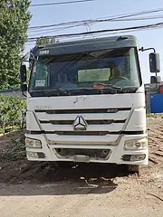 低价出售18年国五豪沃亚特大20方搅拌车 原版车况