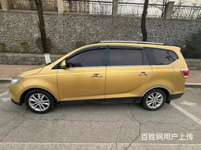 宝骏 宝骏730 2014款 1.8 手动 舒适型7座 - 图片 2