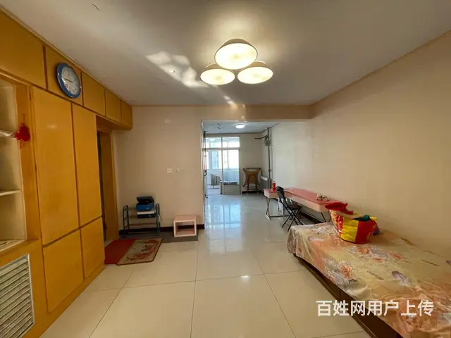 蔬菜大院附近3楼86平，两室19万，小税 - 图片 1
