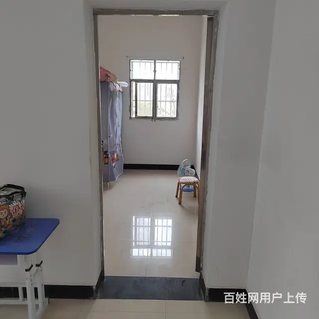 小2室1厅出租。 - 图片 4