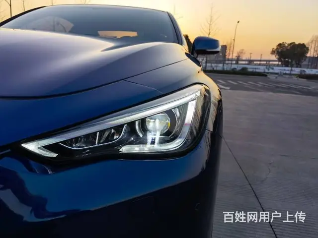 英菲尼迪Q款 2.0T 手自一体 豪华版 - 图片 4