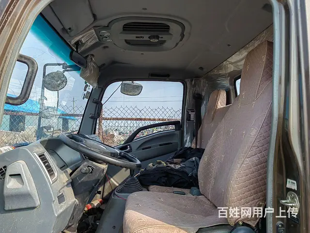 豪沃 厢式货车 国5 - 图片 1
