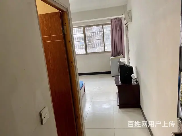 【搞定了！】出租南浔年丰里朝南带独立大阳台独立卫生间大单间 - 图片 10
