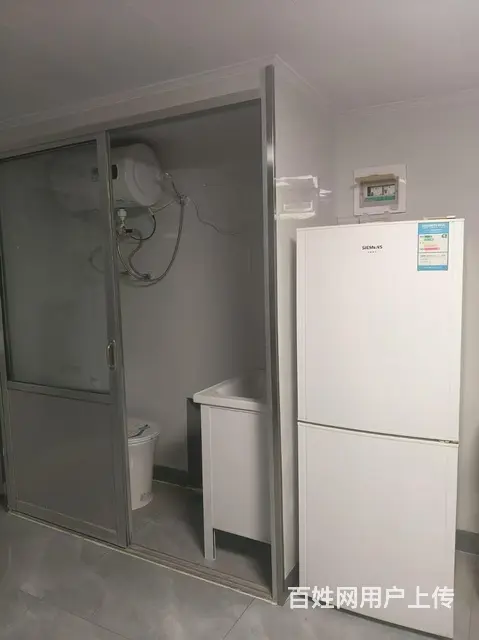 Z77009五里东区实图精装车库出租有床冰箱热水器 - 图片 3