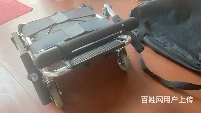鱼跃折叠轮椅车 - 图片 5