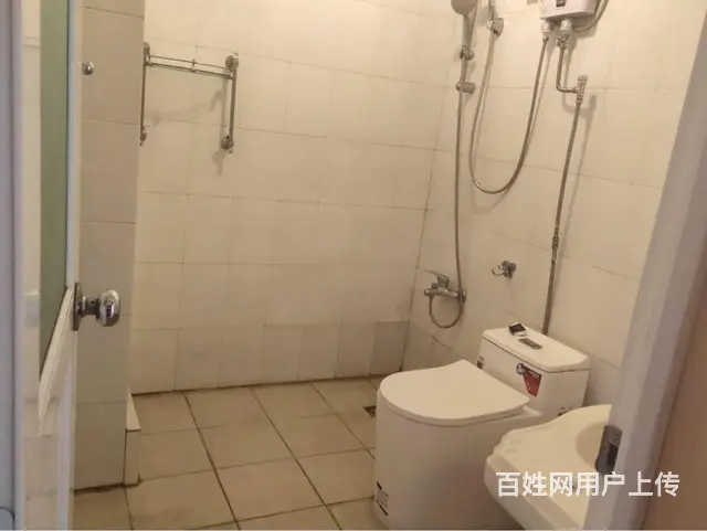 大陆龙生活 普通住宅2厅 中等装修 - 图片 3