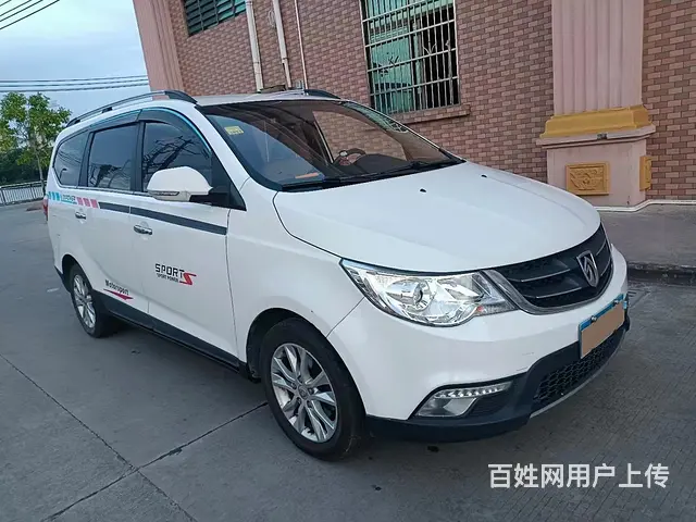 宝骏730 2014款 1.8 手动 舒适型7座 - 图片 2
