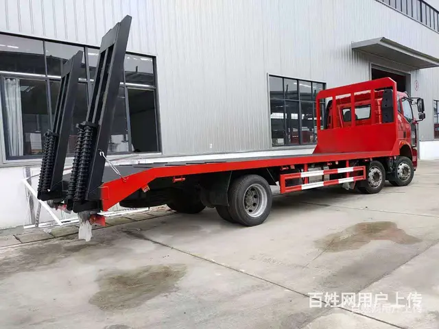 国六解放小三轴拖板车 平板拖车包上牌多少钱 - 图片 8