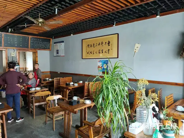 （易店）淄川松龄东路与通济街路口好位置沿街商铺房东直租 - 图片 4