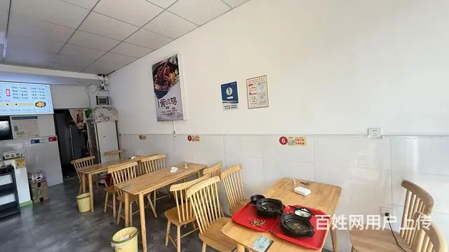 （及 致）几万块转！周边小区，公寓楼环绕餐饮店转让！人流集中 - 图片 3