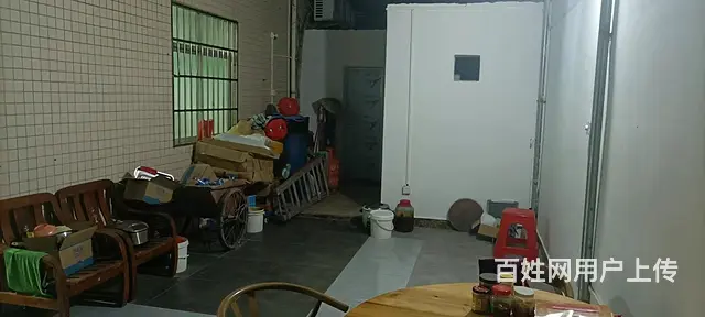 可做商铺，车库 写字楼  230平租 - 图片 1