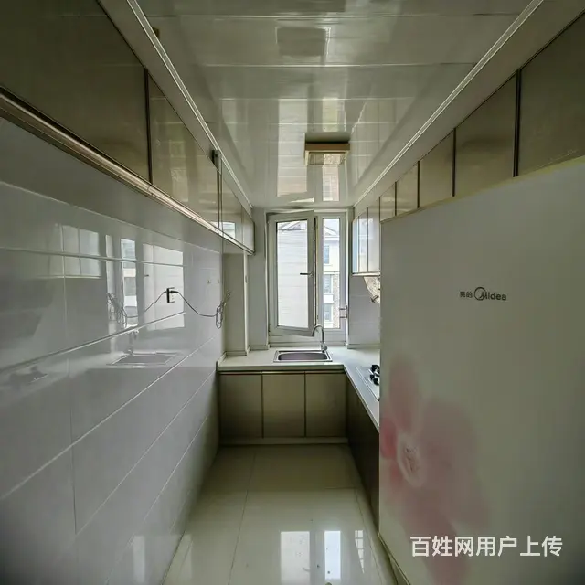 鸿运二期4楼74平2室1厅精装床冰箱洗衣机热水器空调包取暖包 - 图片 6