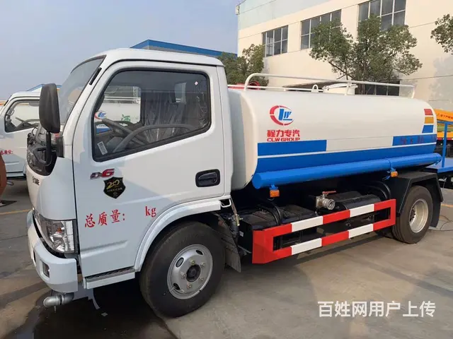 可带雾炮工地专用洒水车 出售东风5-12方价格优惠 - 图片 1