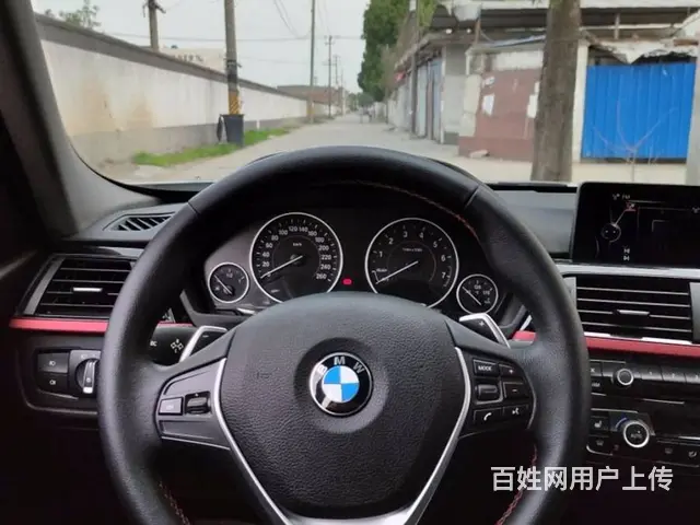 宝马3系 2015款 320i 2.0T 手自一体 运动设计 - 图片 9