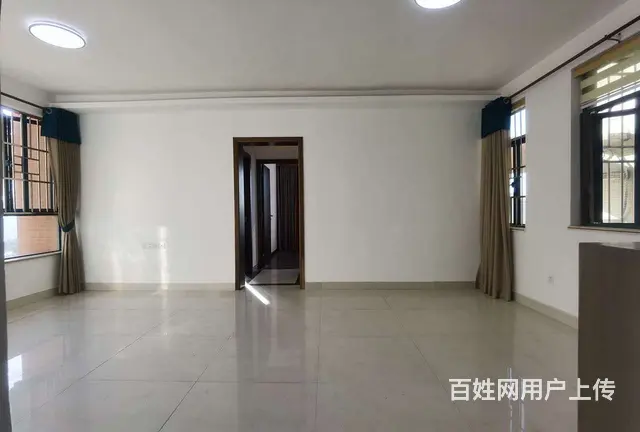 拱北关口御花园电梯精装2房2厅出租，租价3400。近关口 - 图片 1