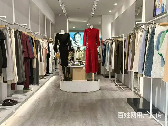B个人一左岸明珠服装店转让，可空转 - 图片 2
