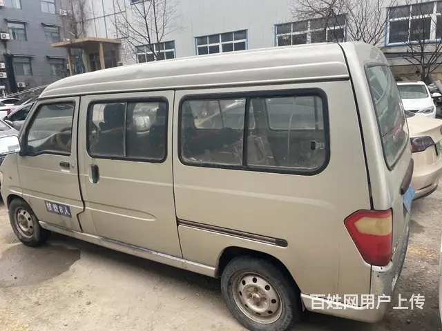 加长款几千块钱五菱面包 - 图片 3