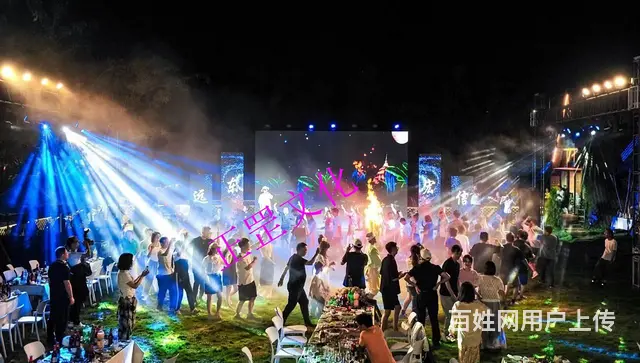 婚礼布置、灯光音响、鲜花装饰、主持人、演出团队服务 - 图片 3