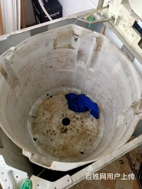 乌鲁木齐油烟机清洗空调冰箱洗衣机热水器清洗 - 图片 1
