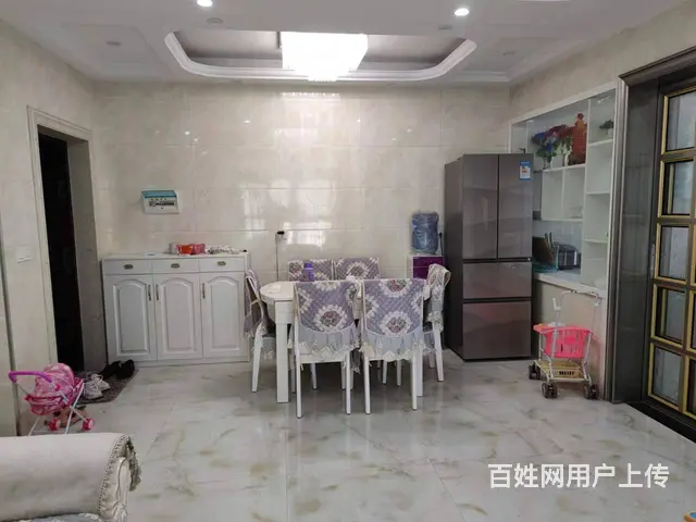 上高紫金国际电梯房好楼层三房两卫精装修30多万住得少 - 图片 1
