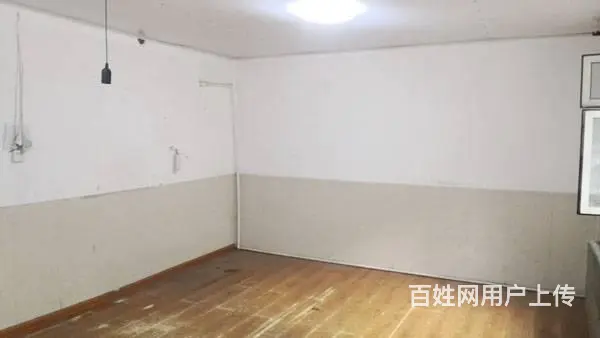 南岗汉兴街与三益街交口43平米门市出租 门前早市 - 图片 3