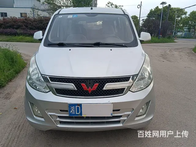 16年五菱荣光V转让 - 图片 1