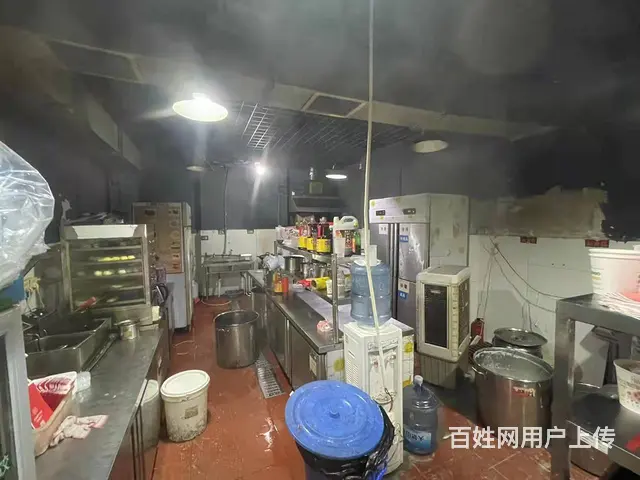 XSY 金融城写字楼环绕，盈利万单外卖店转带品牌转让 - 图片 7