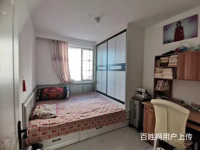 珠江路，四中新宇香苑车库上一楼70平，两室一厅精装修30.5 - 图片 3