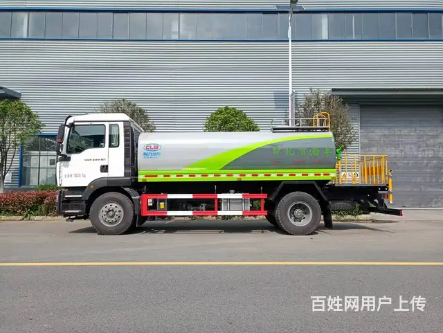 重汽汕德卡15方洒水车 总质量18吨单桥15吨洒水 - 图片 4