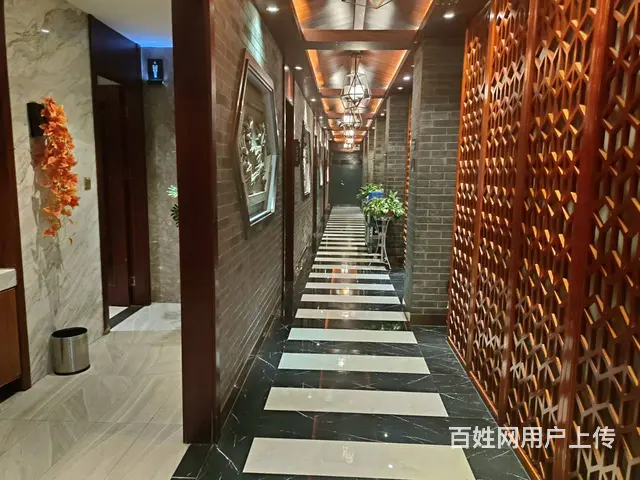 8371（铺联邦）新区兰石一期西门营业中大型火锅店整体转让 - 图片 2
