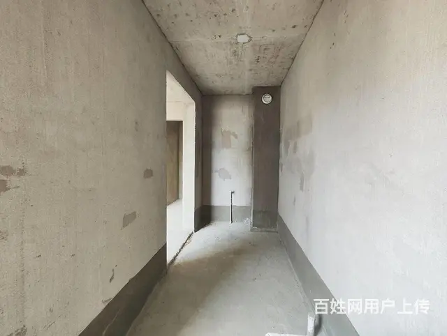 捡漏了卧龙大都会毛坯三房业主直亏8万急售产证满二 可按揭 - 图片 7
