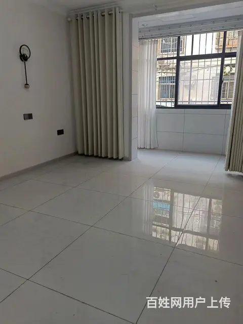 体育馆对面五号院一楼 普通住宅 精装修 - 图片 2