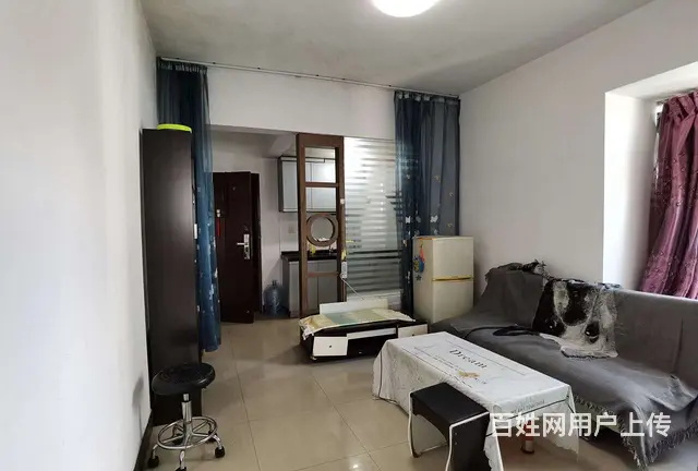 拱北关口都市广场电梯精装一房一厅出租，租价2300，近关口 - 图片 3