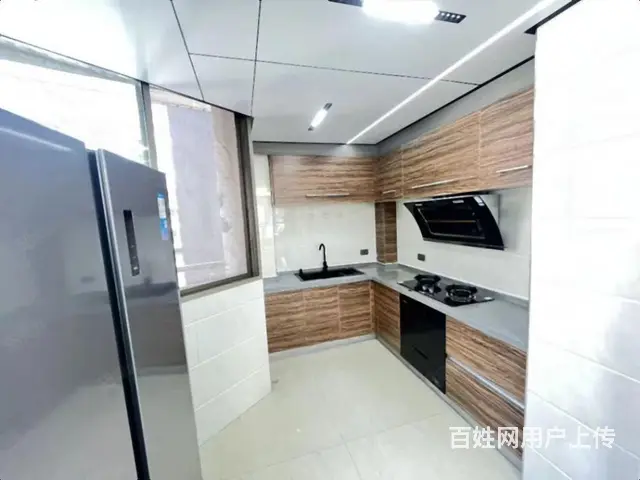 倾城豪华装修 4房2厅2卫接受按接小区配套设施齐全看房方便 - 图片 9