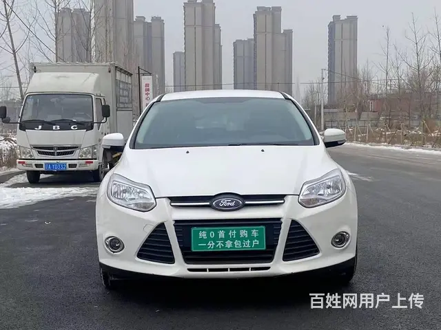 福特 福克斯 2012款 福克斯-两厢 1.6 双离合 风尚 - 图片 2