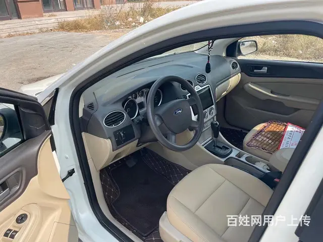 福特 福克斯 2013款 经典福克斯-三厢 1.8 手自一体 - 图片 2