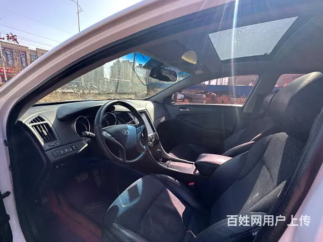 现代 索纳塔 2013款 第八代索纳塔 2.4 手自一体 顶 - 图片 2