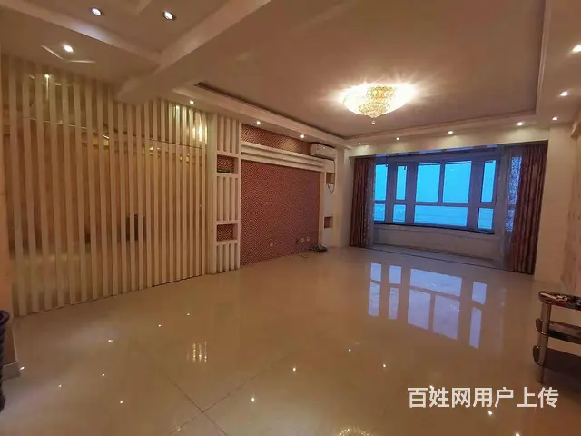 大三室首7W好房电梯大房随时看房！ - 图片 3