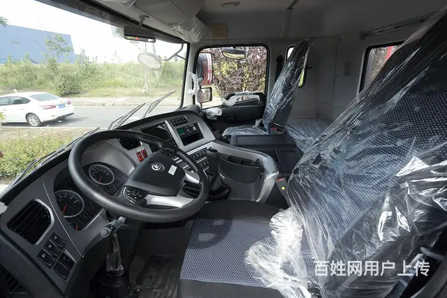 9米6载货车厂家 9.6米载货车仓栏车 配置是多少 - 图片 4